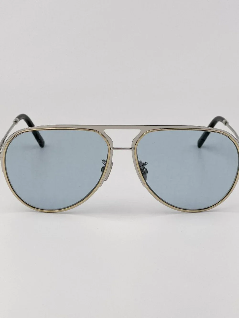 Dior DIORESSENTIAL A2U Sunglasses – Palladium Pilot Blue Pattern Photochromatic